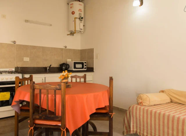 Mesa para 4 - departamento en Tandil