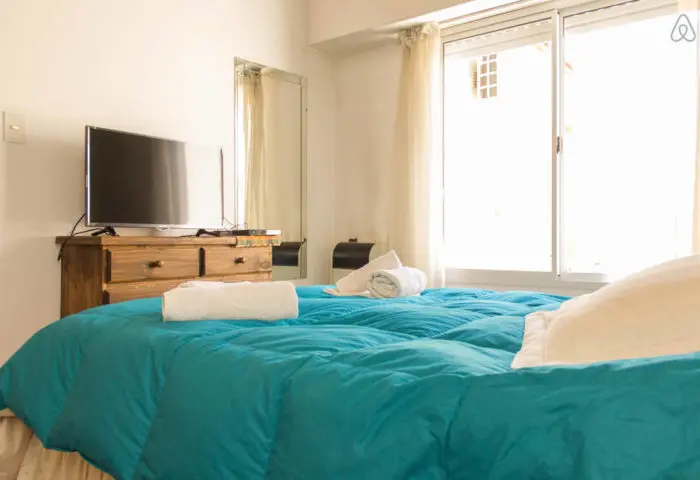 Dormitorio con LCD